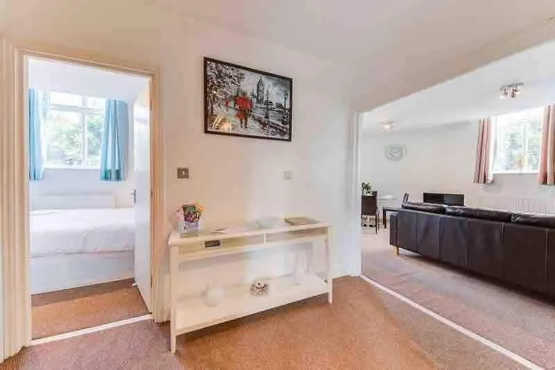 2 Bed Apartment - Westfield - Λονδίνο 0*,  Ηνωμένο Βασίλειο